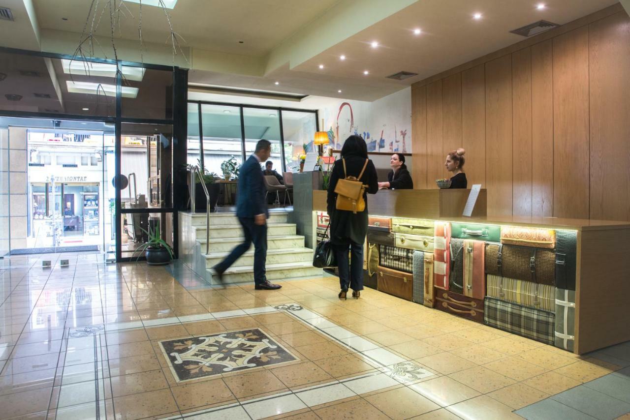 Hotel Metropol ラリサ エクステリア 写真