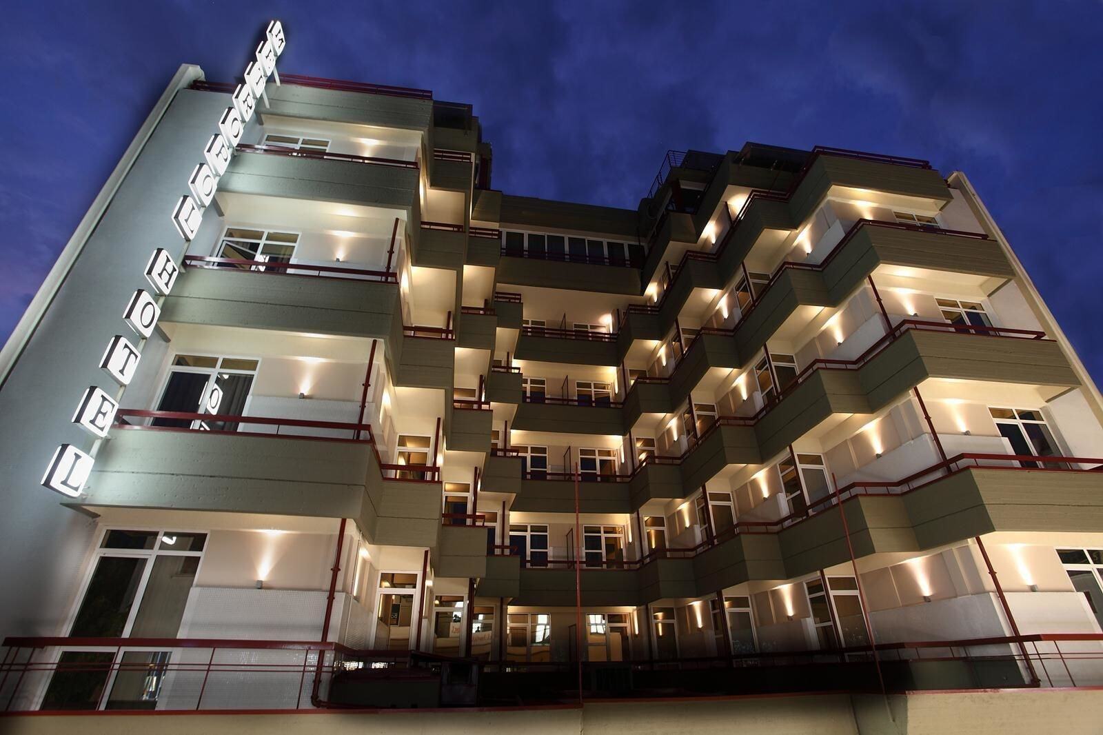 Hotel Metropol ラリサ エクステリア 写真